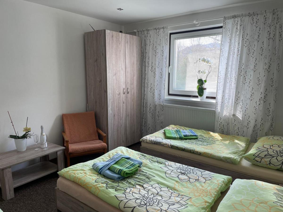 Apartmany Pri Zvonici Oravsky Podzamok Exterior foto